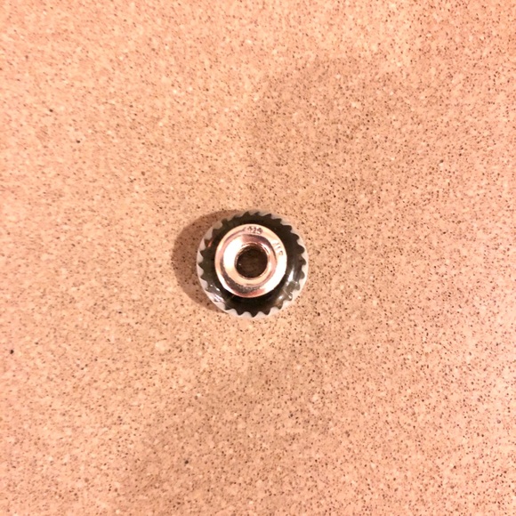 Pandora murano glass grey and white zig zag bead - Picture 4 of 4